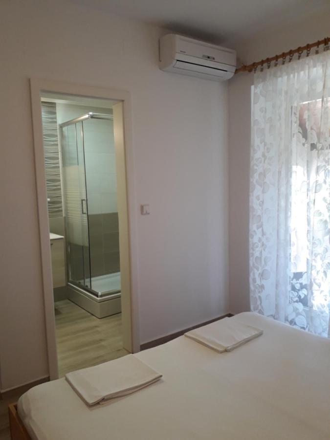 Roza Apartma *