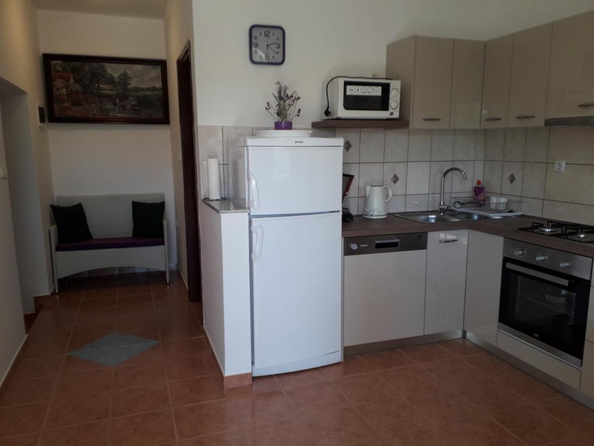 Roza Apartma