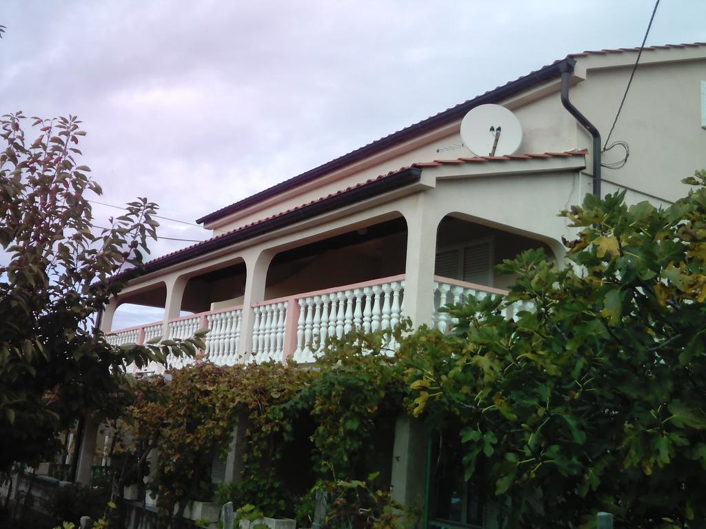 Apartma Roza
